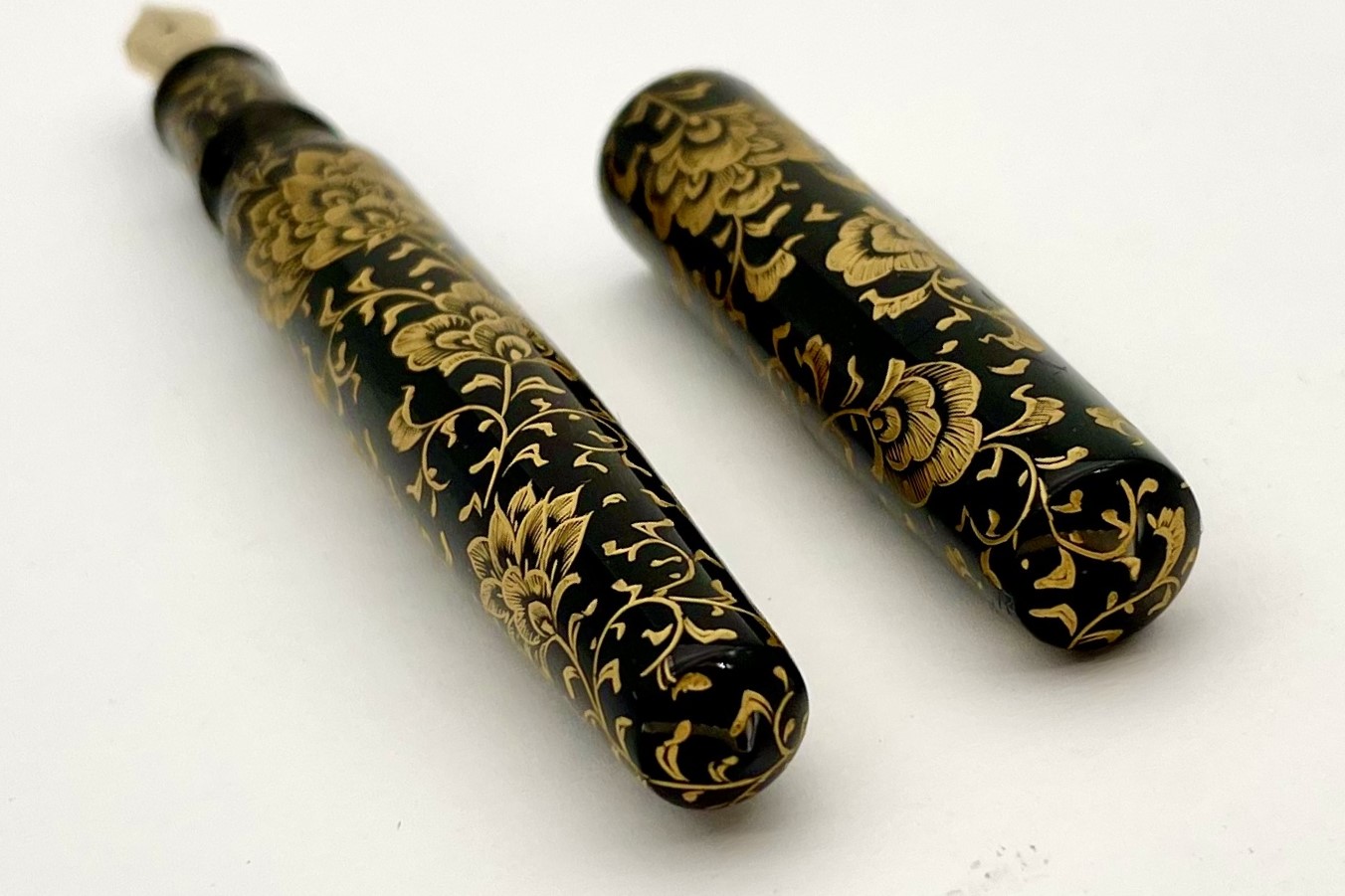 NakayaPiccoloLongCigarChinkinHousougeGoldLine1FP_G